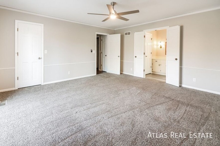 Building Photo - 16644 W 146th Terrace