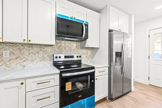 Building Photo - Earn Wealth While Leasing - Like a Homeowner - Lease to Own