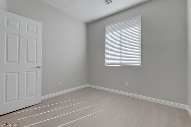 Building Photo - 9129 Drifting Bay St