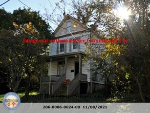Building Photo - COMING SOON Spacious Newly Renovated 3BDRM HOUSE