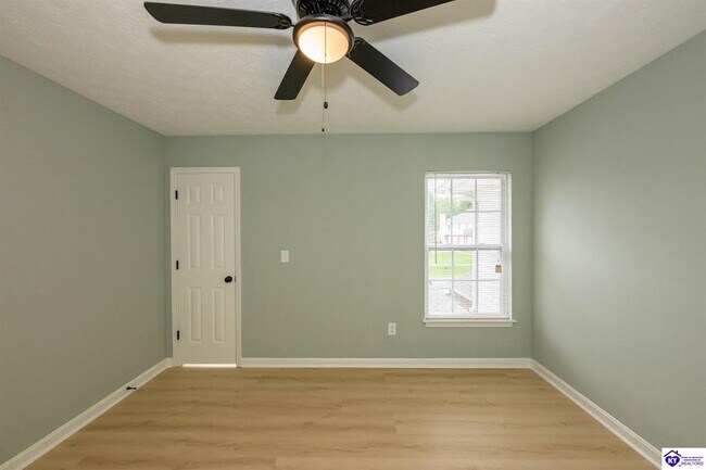 Building Photo - 111 Poplar Cir