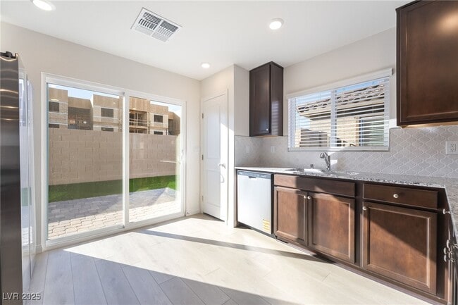 Building Photo - 3895 Riley Rose Ave