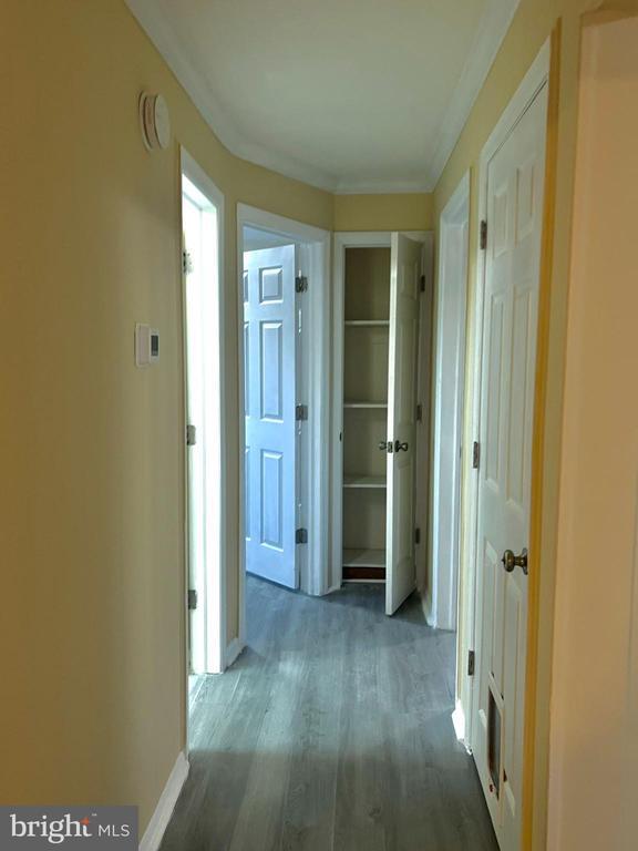 Building Photo - 1128 Howard Ave