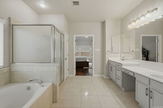 Building Photo - 8906 Breanna Oaks