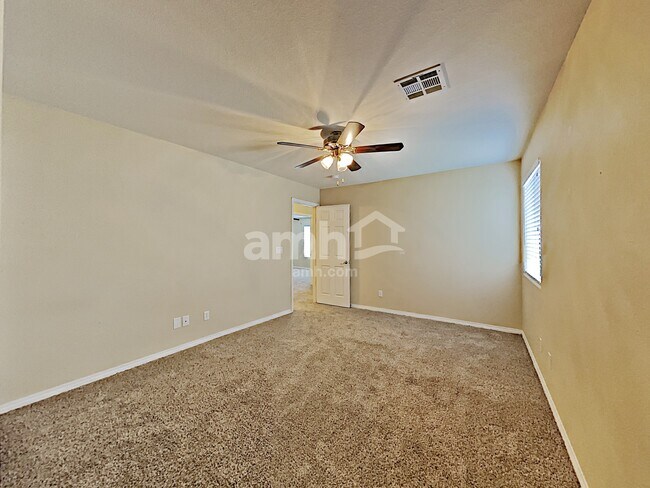 Building Photo - 7446 Celosia St