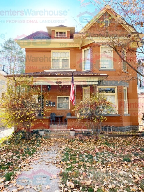 Building Photo - 970 E 1st Ave