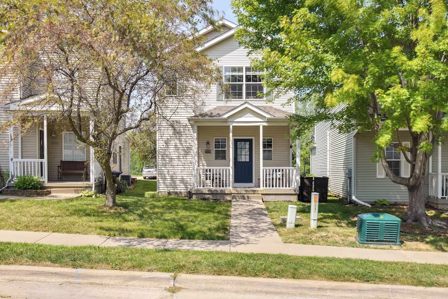 Street View - 2762 Irving Ave
