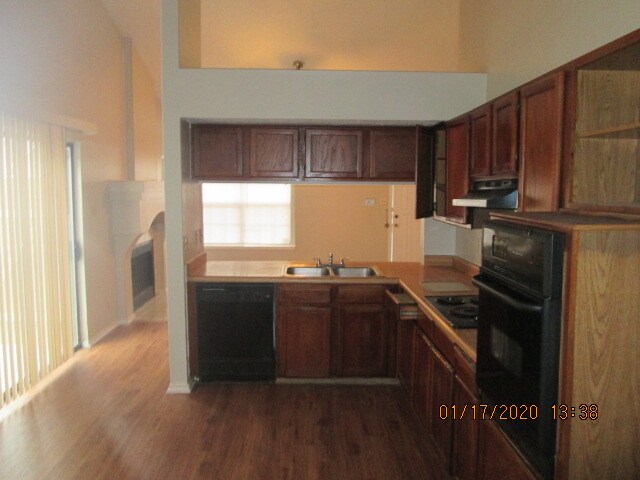 Building Photo - 4122 Mystic Sunrise Dr