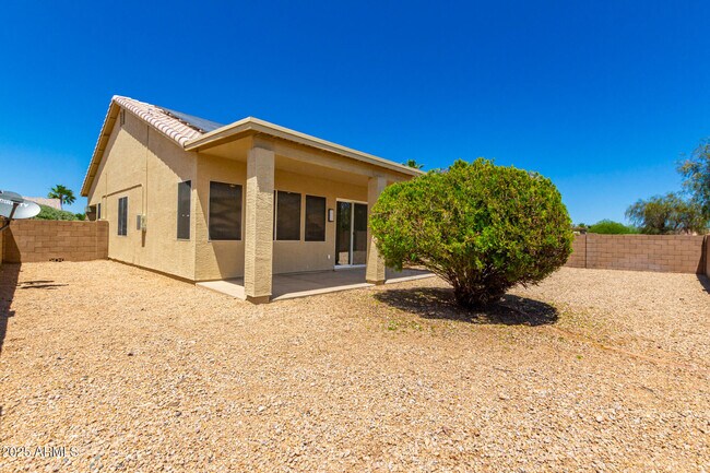 Building Photo - 13711 W Tara Ln