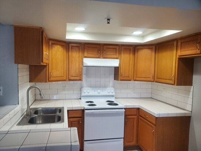 Kitchen - 7892 2nd St