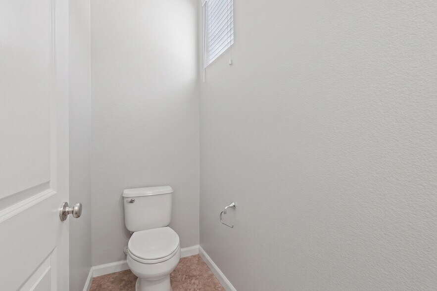 Building Photo - 1271 Westbury Dr