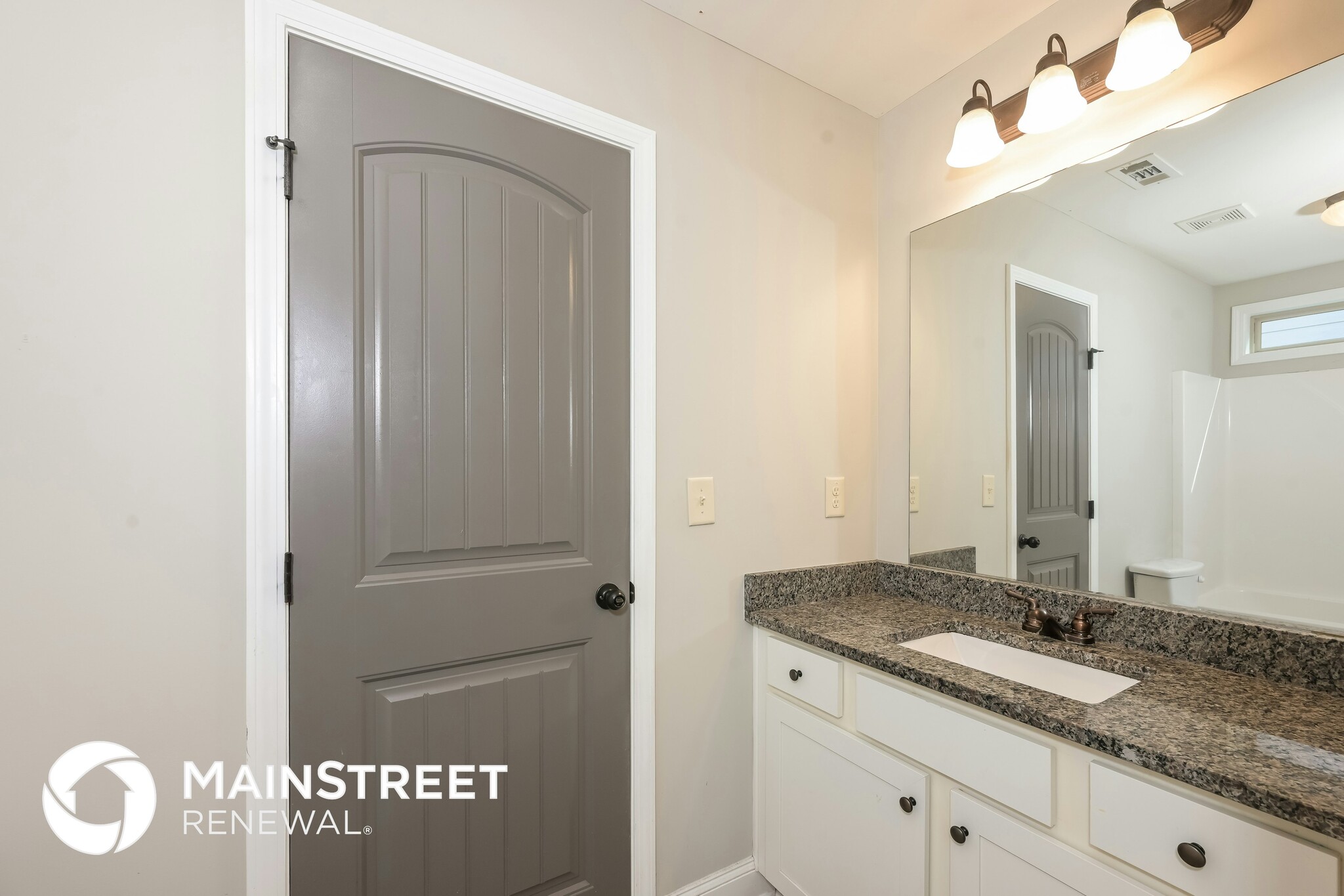 Building Photo - 837 Overlook Gln Dr