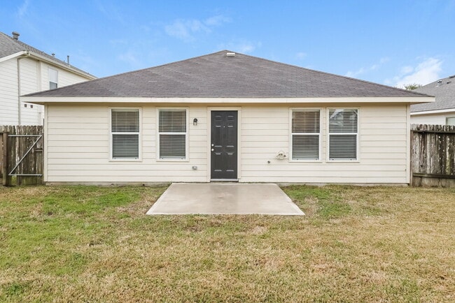 Building Photo - 22314 Albee Dr