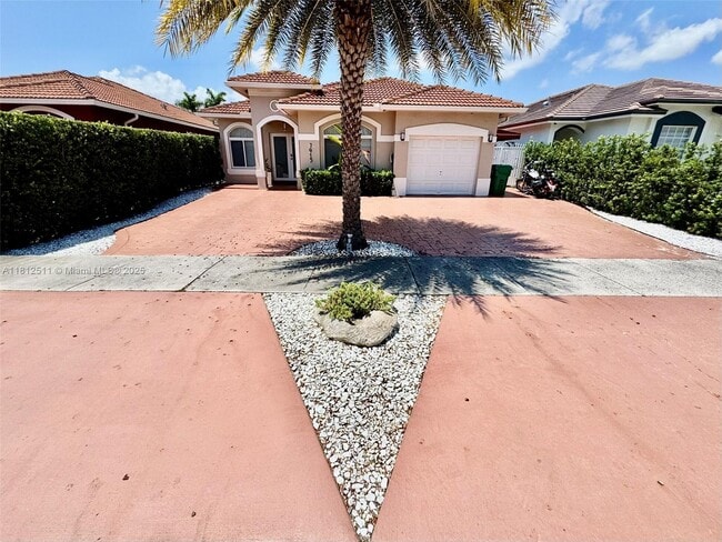 Building Photo - 7915 NW 200th Terrace
