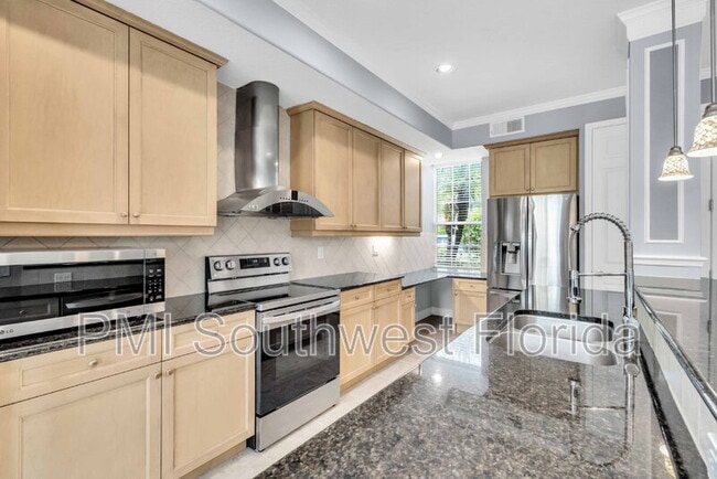 Building Photo - 8045 Tybee Ct