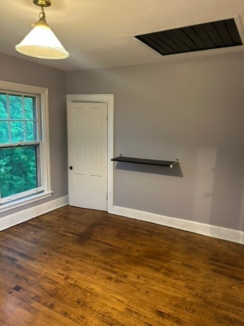 Building Photo - 37256 IL-83
