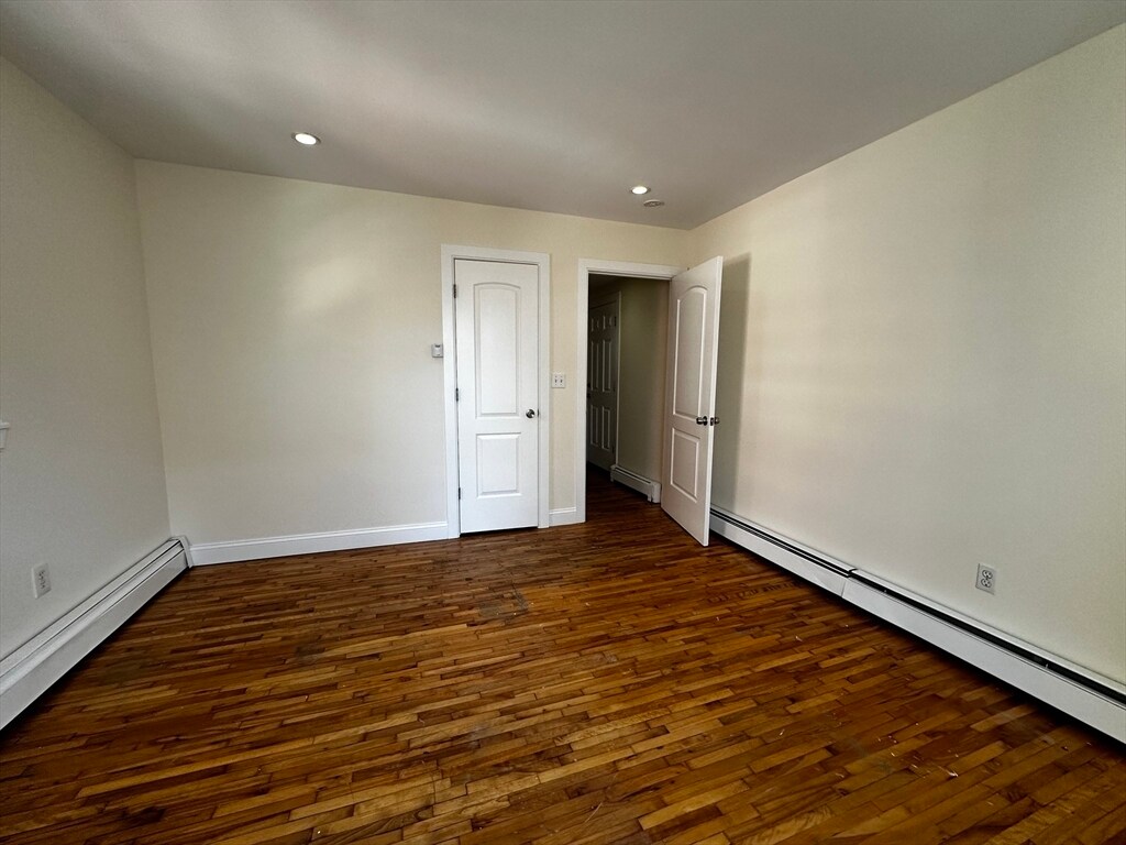 Building Photo - 310 Princeton St
