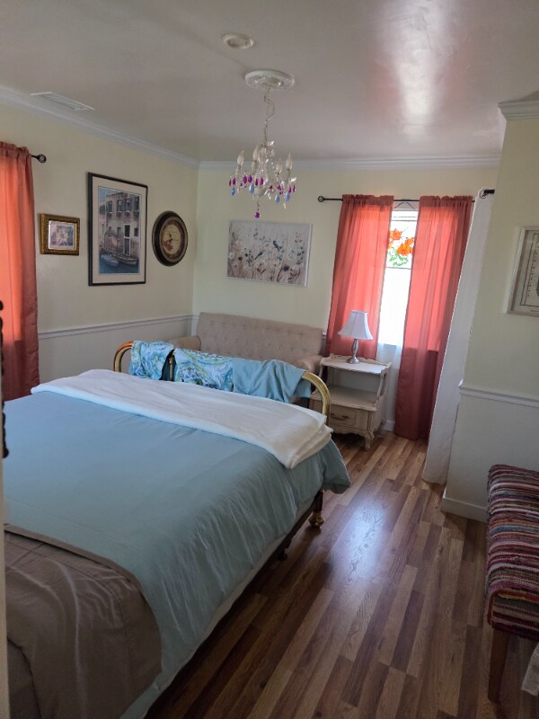 Building Photo - 115 8th St