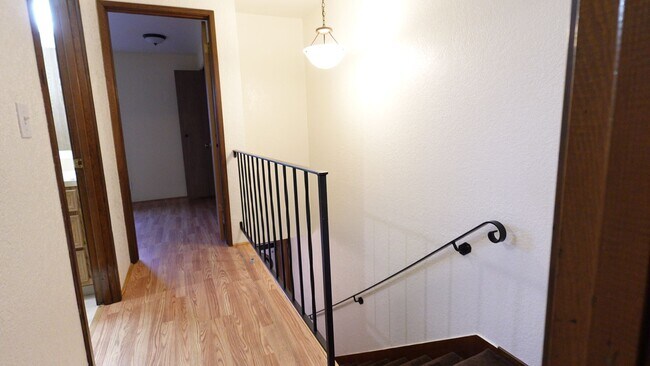 Building Photo - Hajek