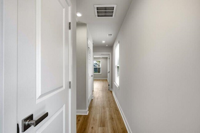 Building Photo - 2752 Rowyn St