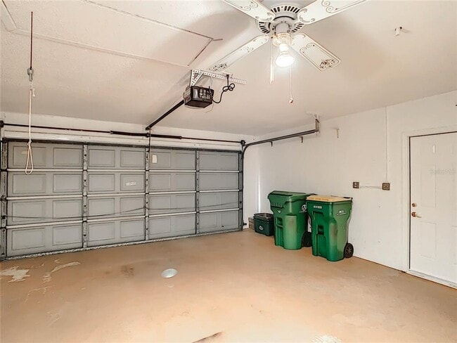 Building Photo - 2375 Bendway Dr