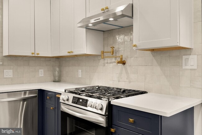 Building Photo - 3422 Pennsylvania Ave. SE