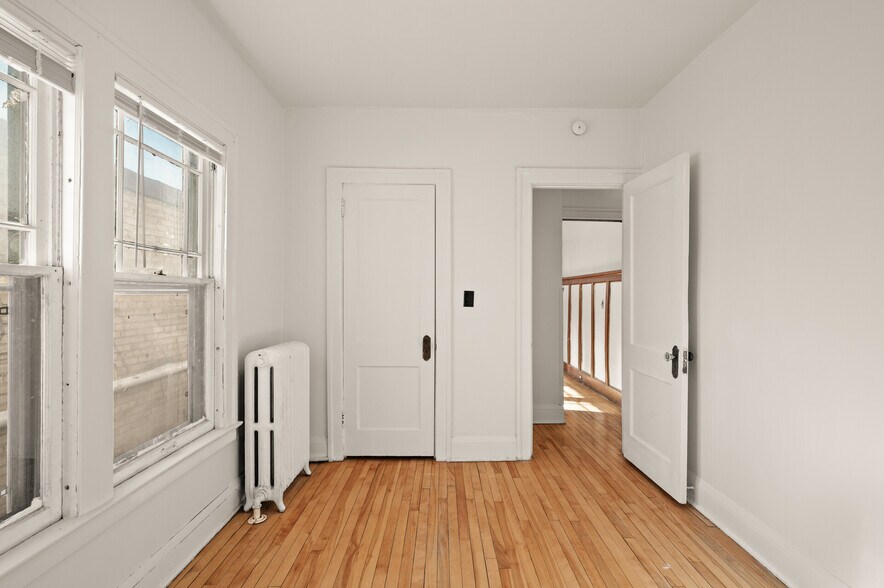 Building Photo - 3535 Lyndale Ave S