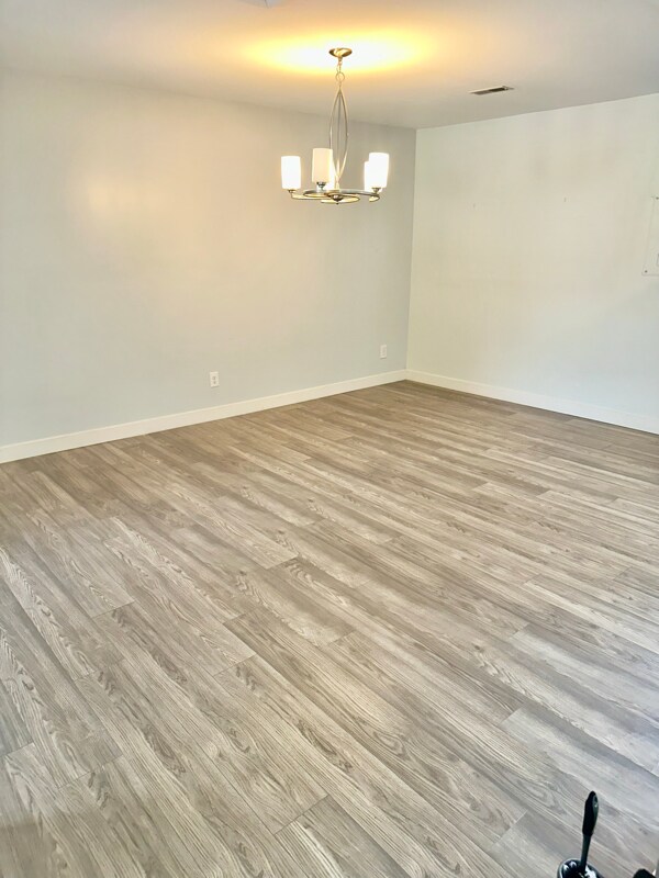 Building Photo - 5800 Kendon St