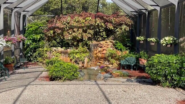 Building Photo - 583 Rambling Dr Cir