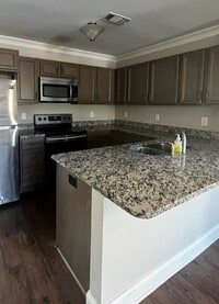 Building Photo - Affordable 2-Bedroom Townhome in the Heart of Lebanon, TN!