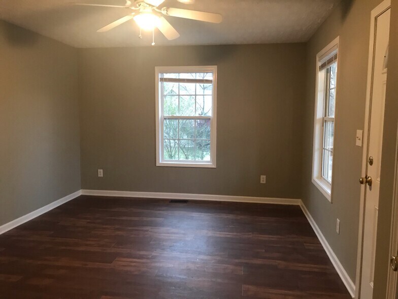 Living Room - 216 Winters St