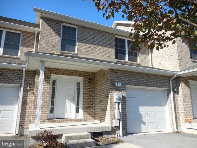 Building Photo - 97 Meadowcreek Dr S