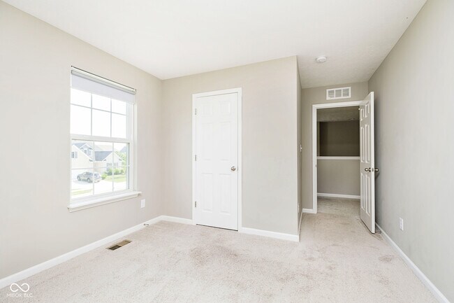 Building Photo - 11916 Redpoll Trl