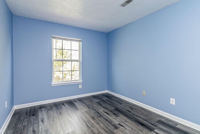 Building Photo - 4733 Buxton Cir