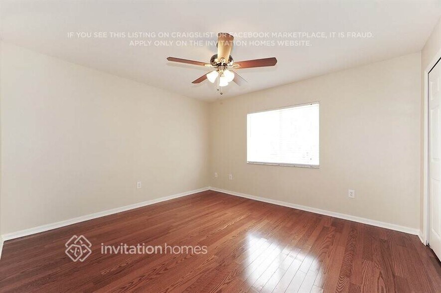 Building Photo - 11216 Lake Lanier Dr