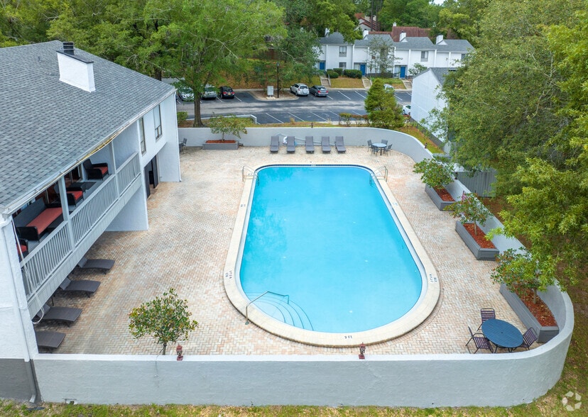 Pool - Park South at Deerwood