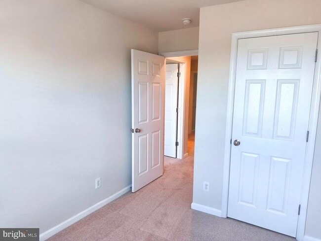 Building Photo - 22520 Highcroft Terrace