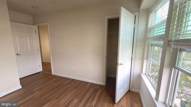 Building Photo - 7063 Oak Grove Way
