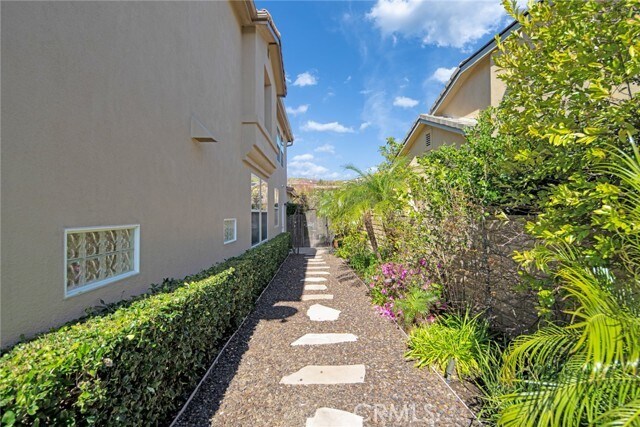 Building Photo - 3194 Sunset Hills Blvd