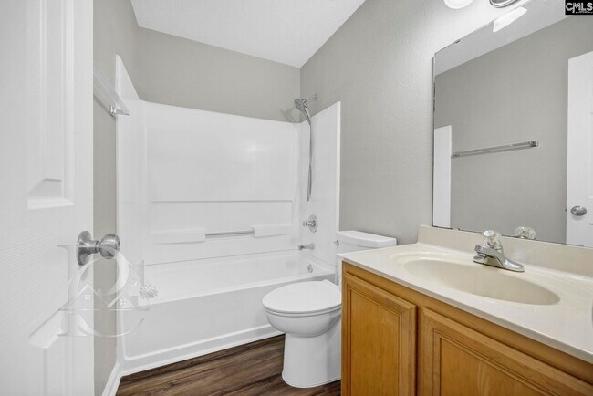 Building Photo - 112 Ivy Garden Ln