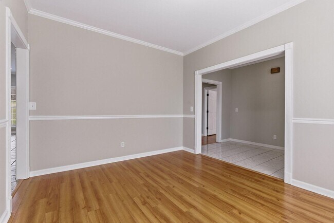 Building Photo - 1.25 ACRES IN THE GLADE! - 4 Bed, 3.5 Bath, 3250 sqft Home in Mt. Juliet (Gladeville)