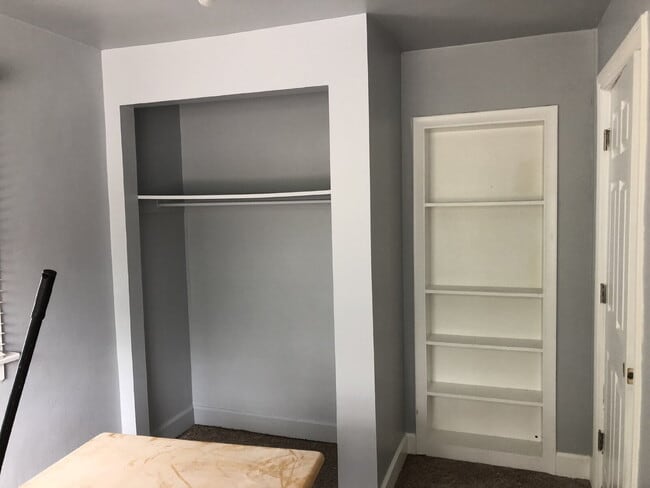 Building Photo - 450 E 300 N