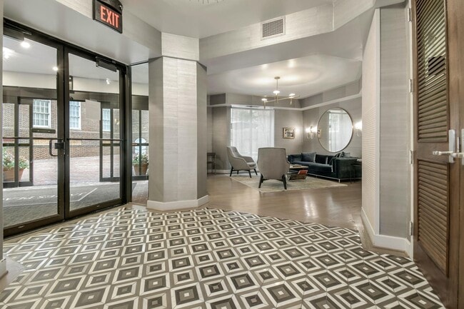 Building Photo - 1077 30th St NW