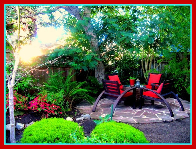 Garden Seating - 137 4th St