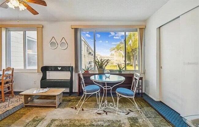 Building Photo - 2404 Florentine Way