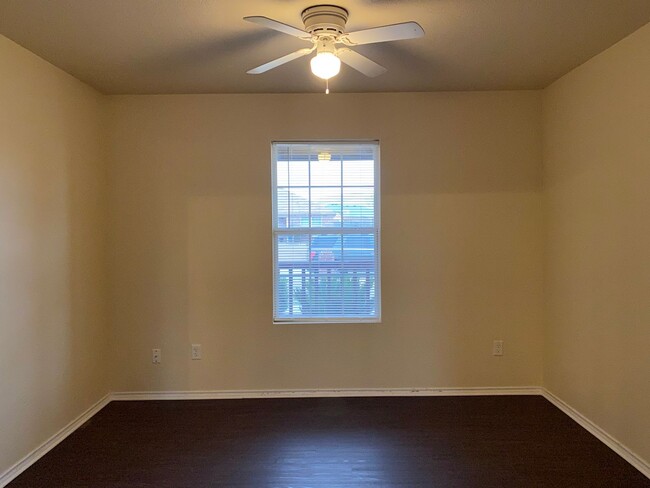 Building Photo - 4 BEDROOM + OFFICE, BELTON ISD