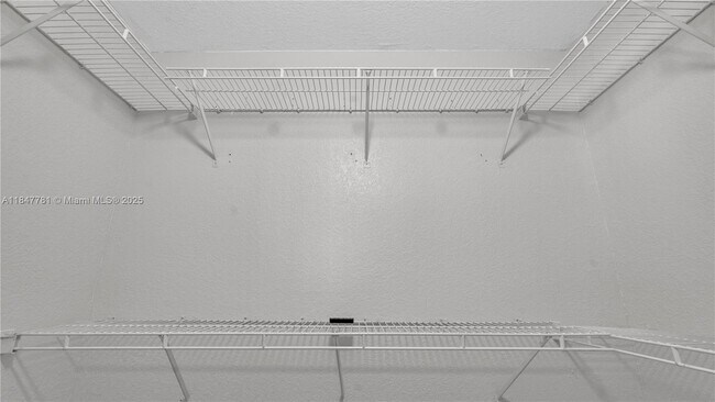 Building Photo - 2860 W 80th St