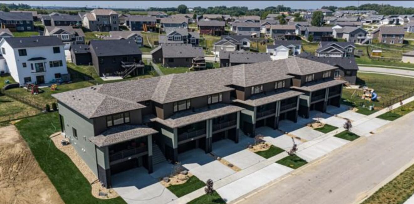 Building Photo - 1588 Brandt Dr NE