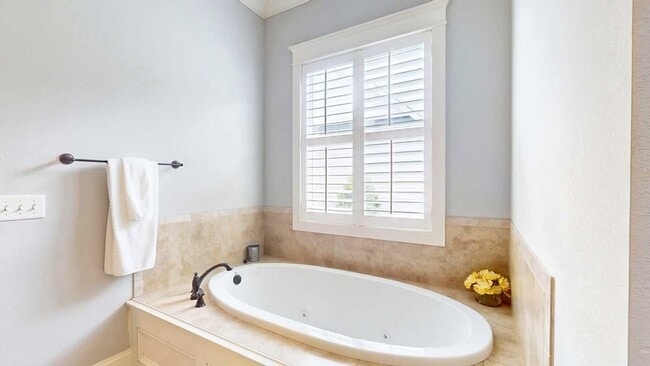 Building Photo - 321 Madison Grove Blvd