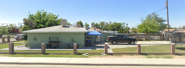 Building Photo - Coming Soon 3 Bd 1 Ba Home in East Bakersf...